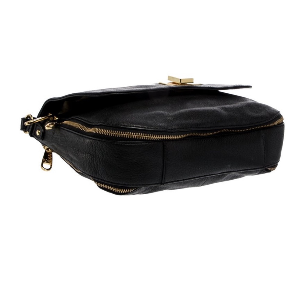 SOLD LIVE! Vintage Badgley Mischka Black Leather Shoulder Bag - Picture 4 of 5